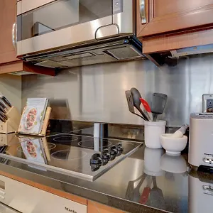 Aparthotel Luxurious 1 Bd/2bth Premium Mgm Signature W/balcony